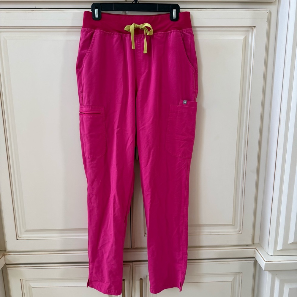 Figs Women's Pink Scrub Pants